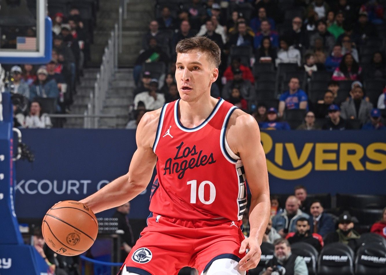 快艇5名後備隊員投進多記三分球扳平手NBA紀錄，創新隊史新紀錄
